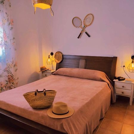 Dos Casas Juntas Y Patio Comun A 25 Metros De La Playa Villa Mazagon Room photo
