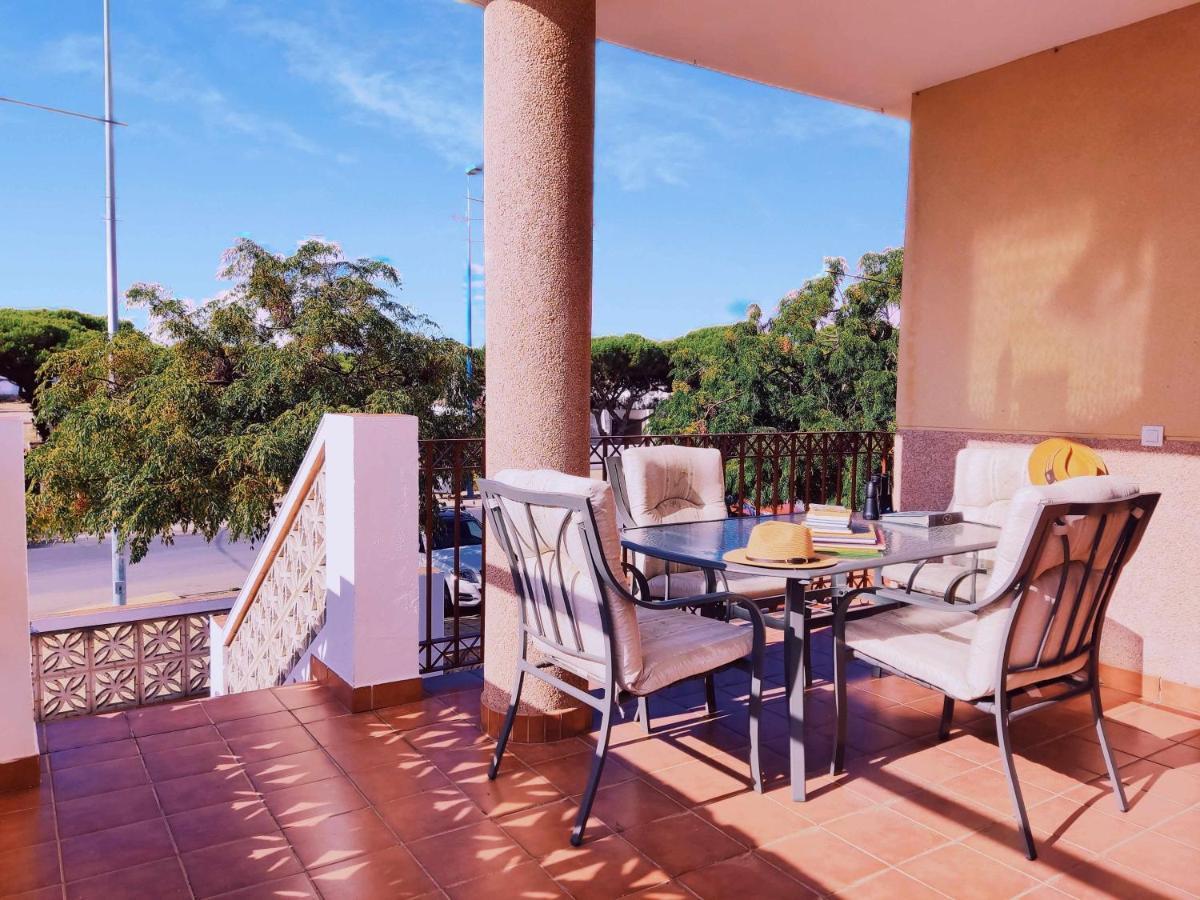 Dos Casas Juntas Y Patio Comun A 25 Metros De La Playa Villa Mazagon Room photo